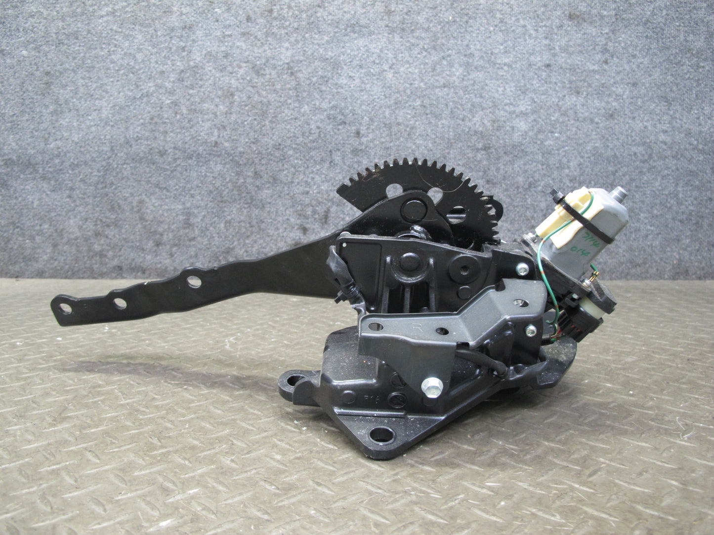 10-15 Lexus IS350 IS250 Convertible Rear Right Side TOP Roof Motor Hinge OEM