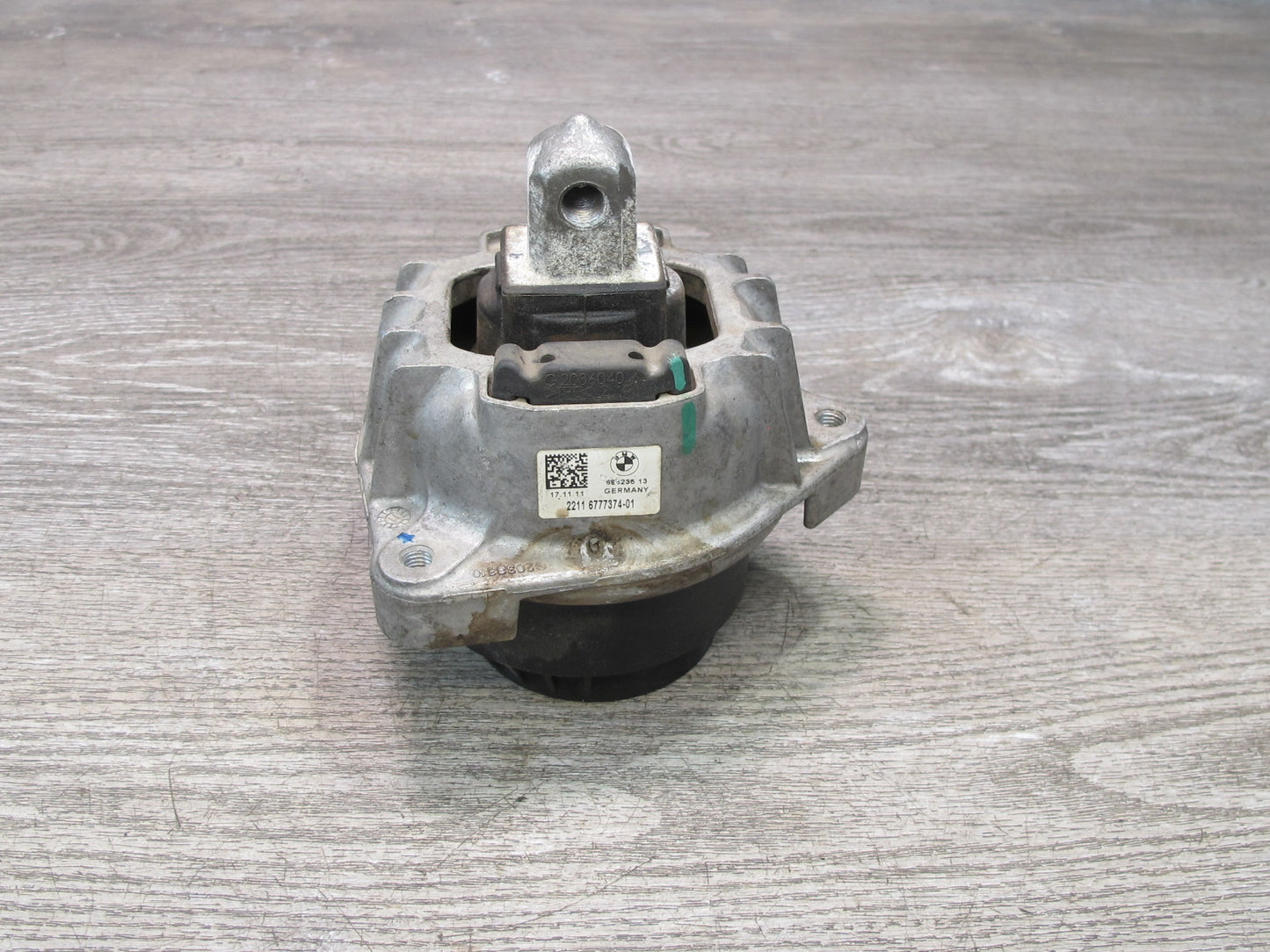 11-16 BMW F12 F10 550i 4.4L N63 AWD Set of 2 Left & Right Engine Motor Mount OEM