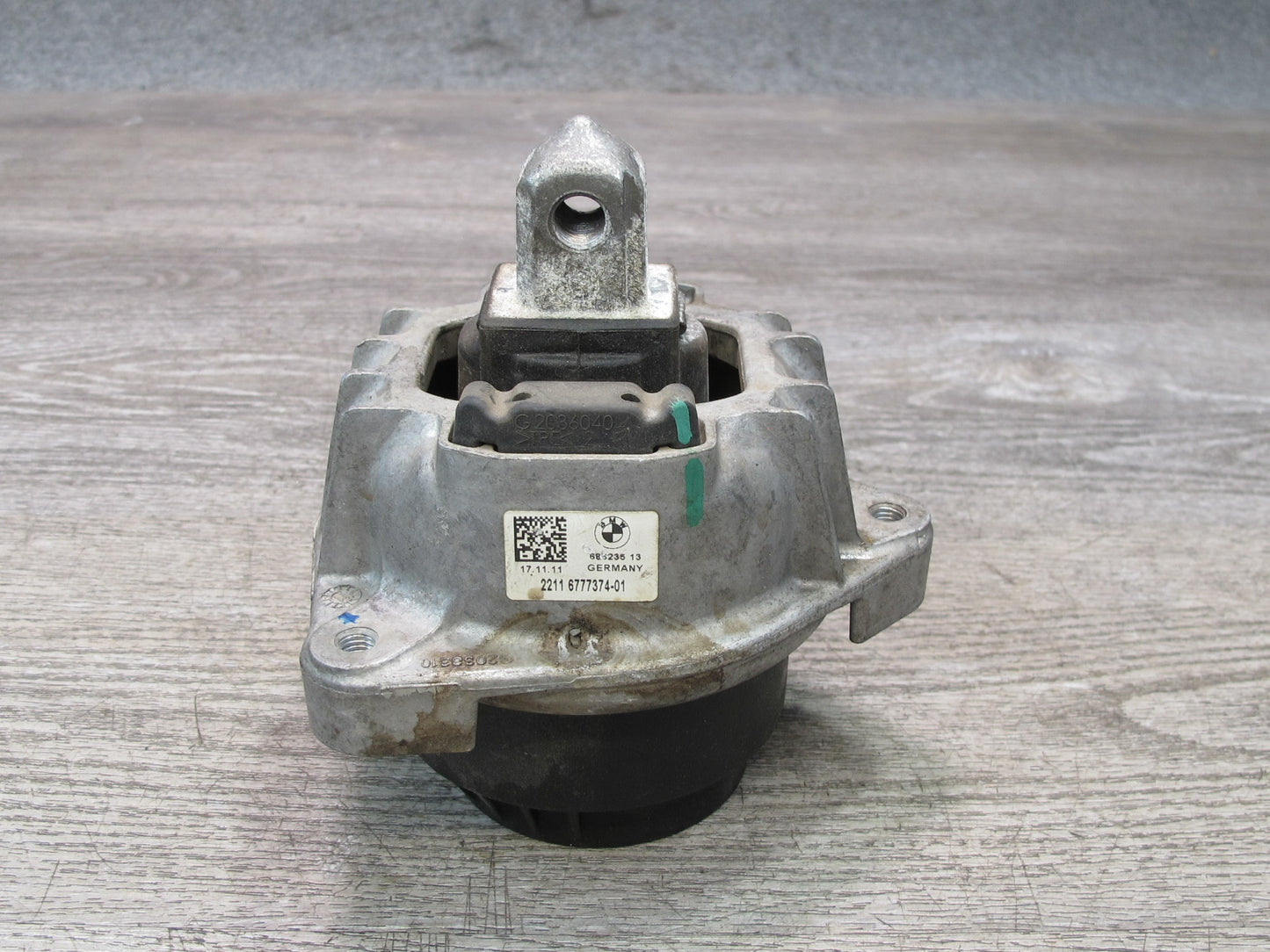 11-16 BMW F12 F10 550i 4.4L N63 AWD Set of 2 Left & Right Engine Motor Mount OEM
