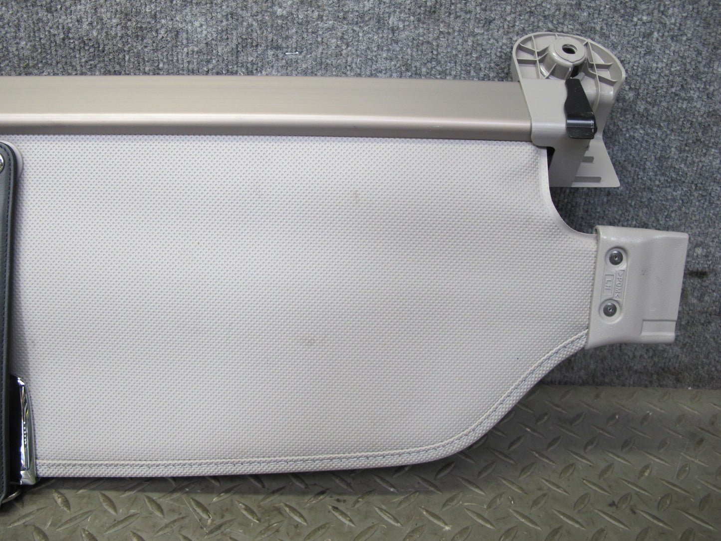 02-10 Lexus Z40 SC430 Rear Trunk Tonneau Cargo Luggage Roll UP Curtain Cover OEM