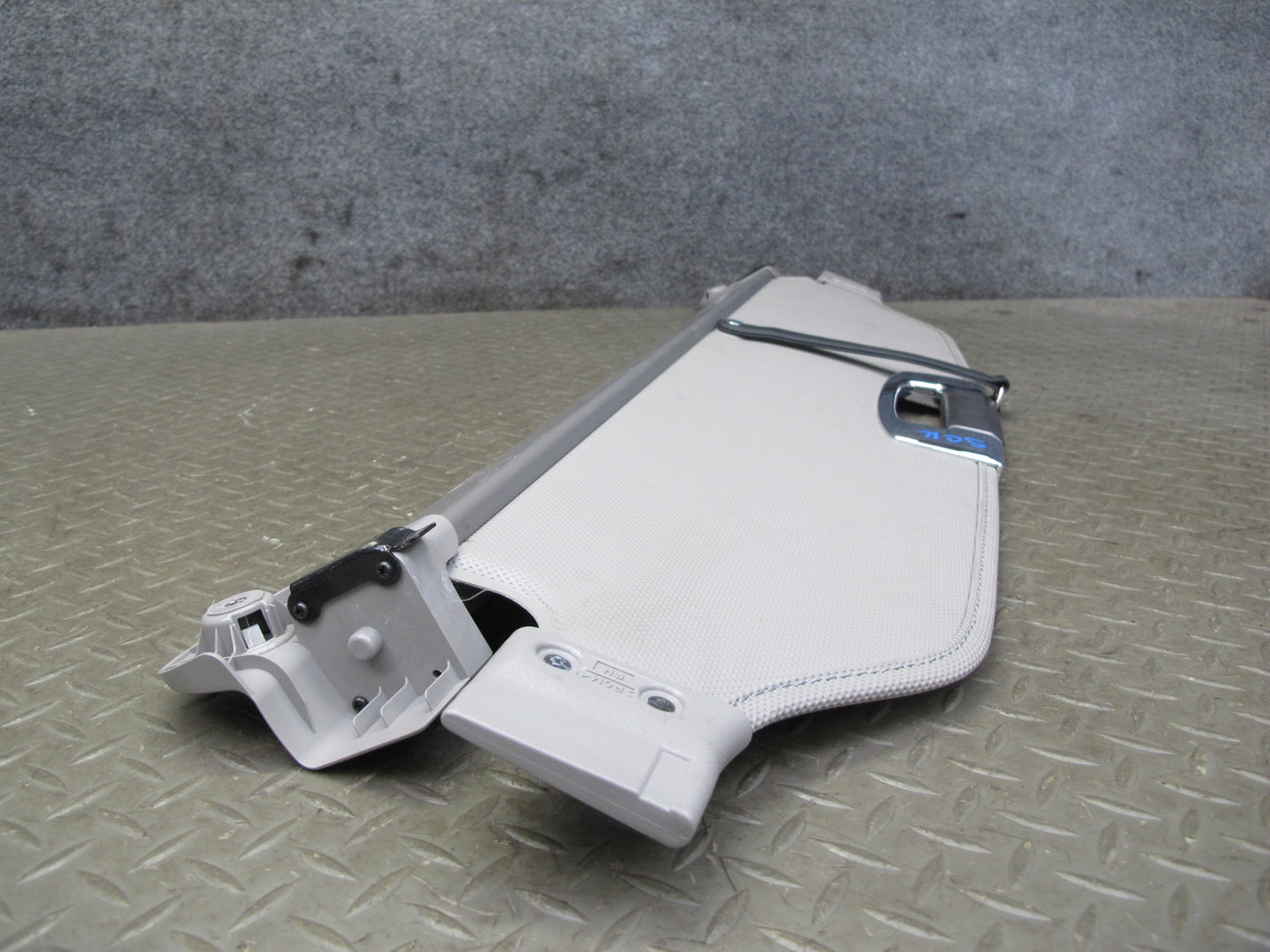 02-10 Lexus Z40 SC430 Rear Trunk Tonneau Cargo Luggage Roll UP Curtain Cover OEM