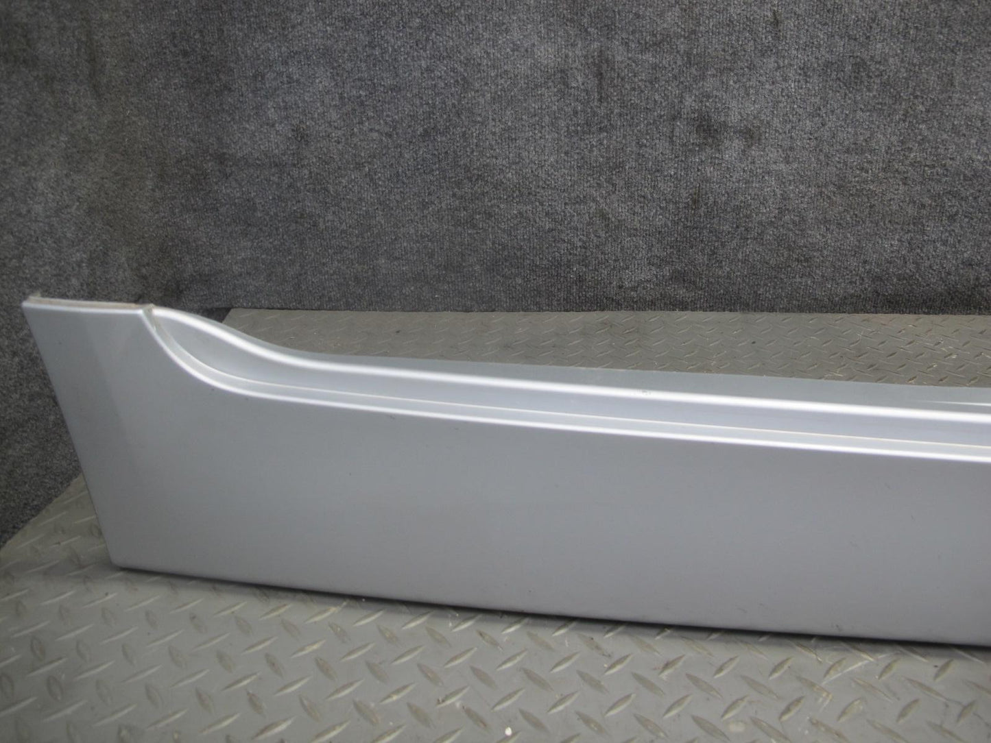 11-16 BMW F10 550i Left & Right Side Skirt Rocker Panel Molding Bracket Set OEM