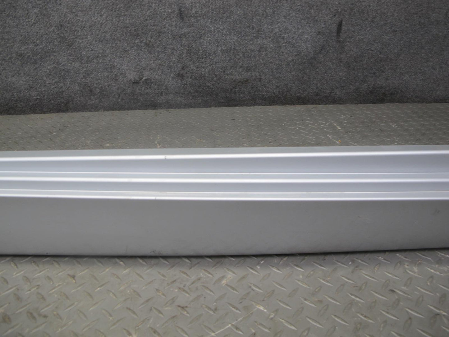 11-16 BMW F10 550i Left & Right Side Skirt Rocker Panel Molding Bracket Set OEM