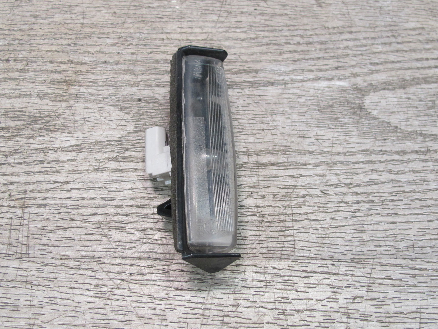 01-06 Lexus UCF30L LS430 Set of 2 Rear Trunk License Plate Light Lamp OEM