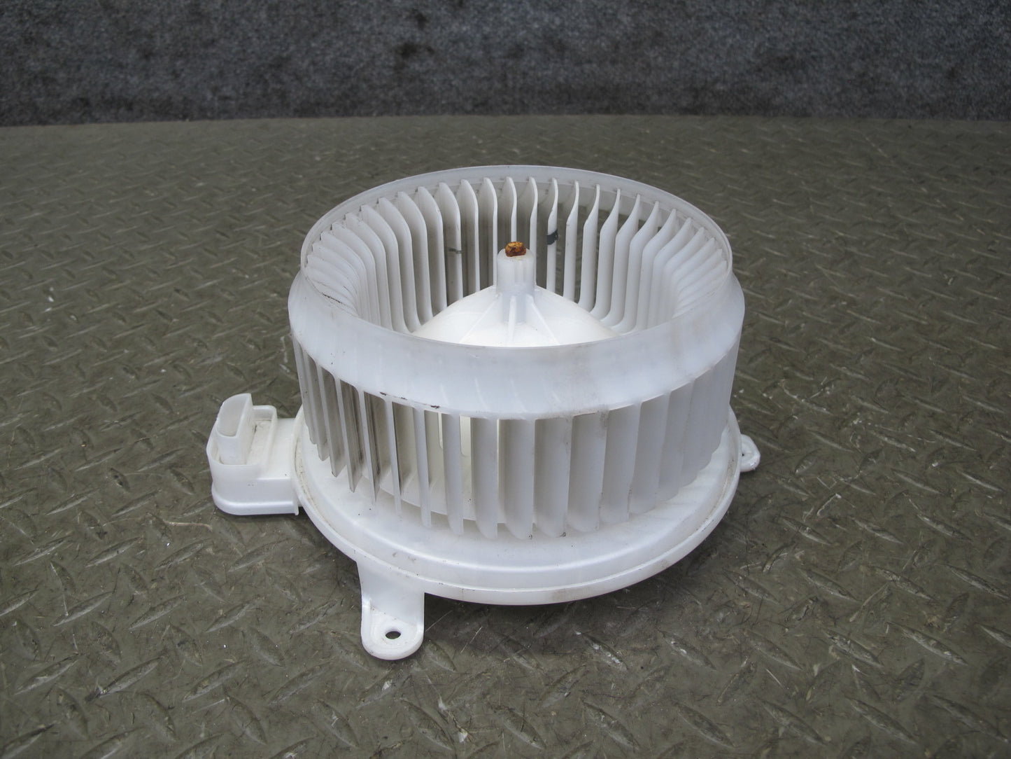 06-15 Lexus GSE20L IS350 IS250 A/C Heater Blower Motor Fan 272600-0334 OEM