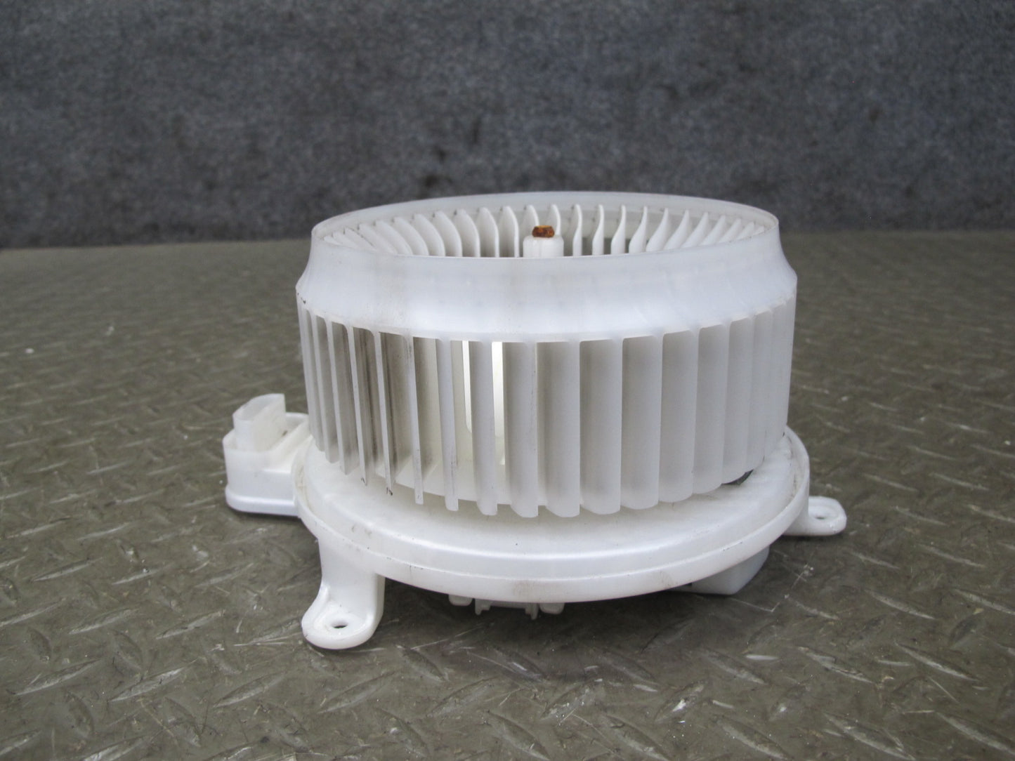 06-15 Lexus GSE20L IS350 IS250 A/C Heater Blower Motor Fan 272600-0334 OEM