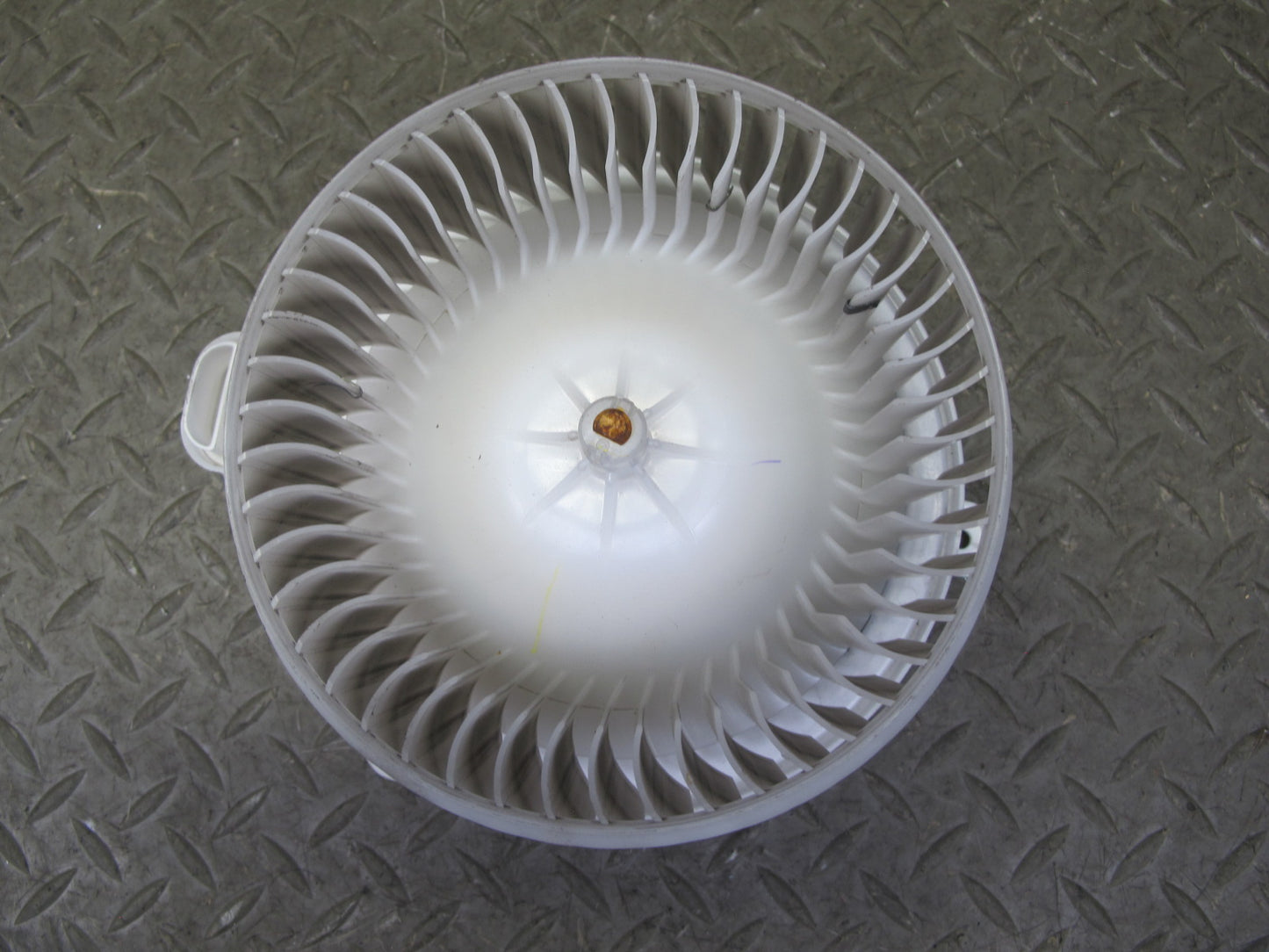 06-15 Lexus GSE20L IS350 IS250 A/C Heater Blower Motor Fan 272600-0334 OEM
