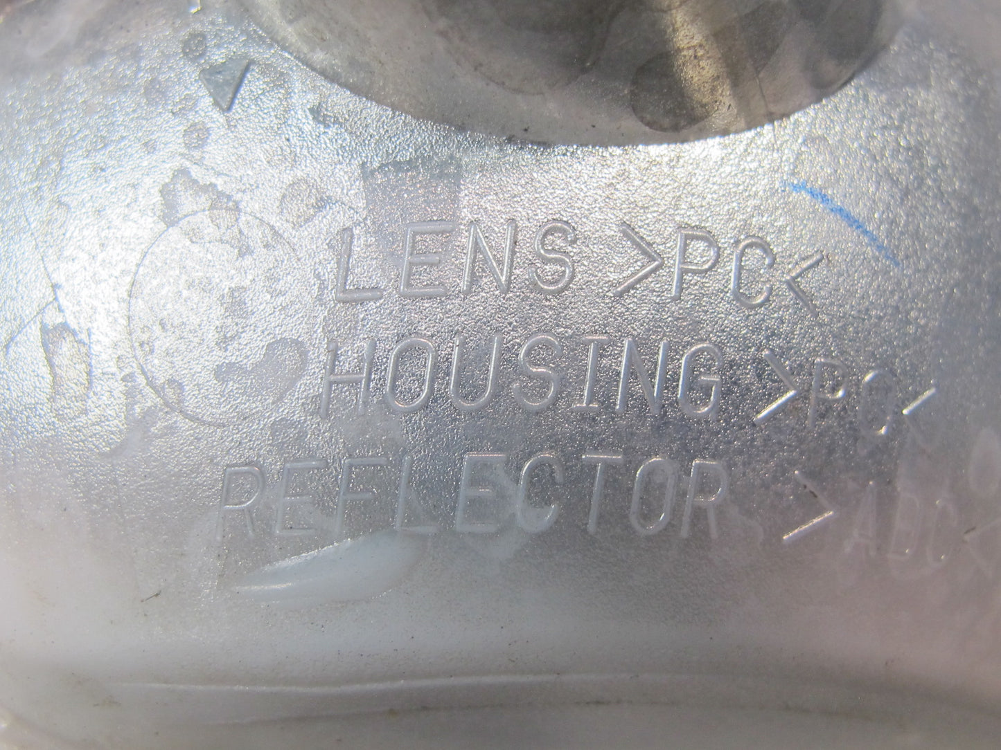 04-06 Lexus UCF30L LS430 Front Left Fog Light Lamp OEM