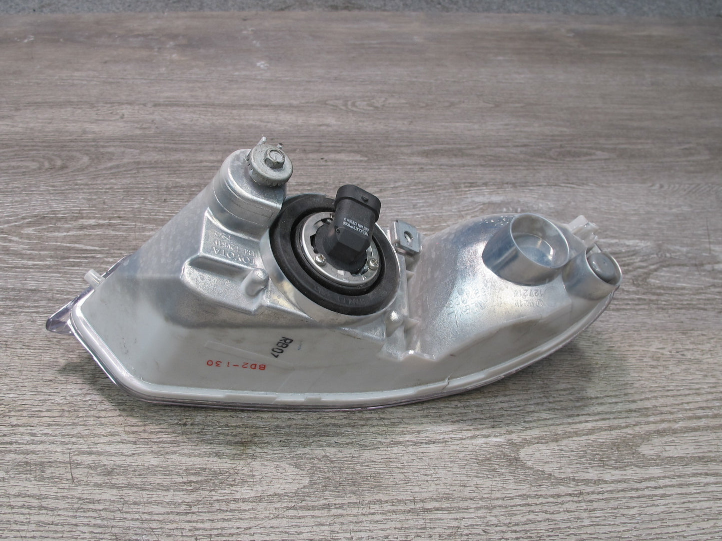 04-06 Lexus UCF30L LS430 Front Left Fog Light Lamp OEM