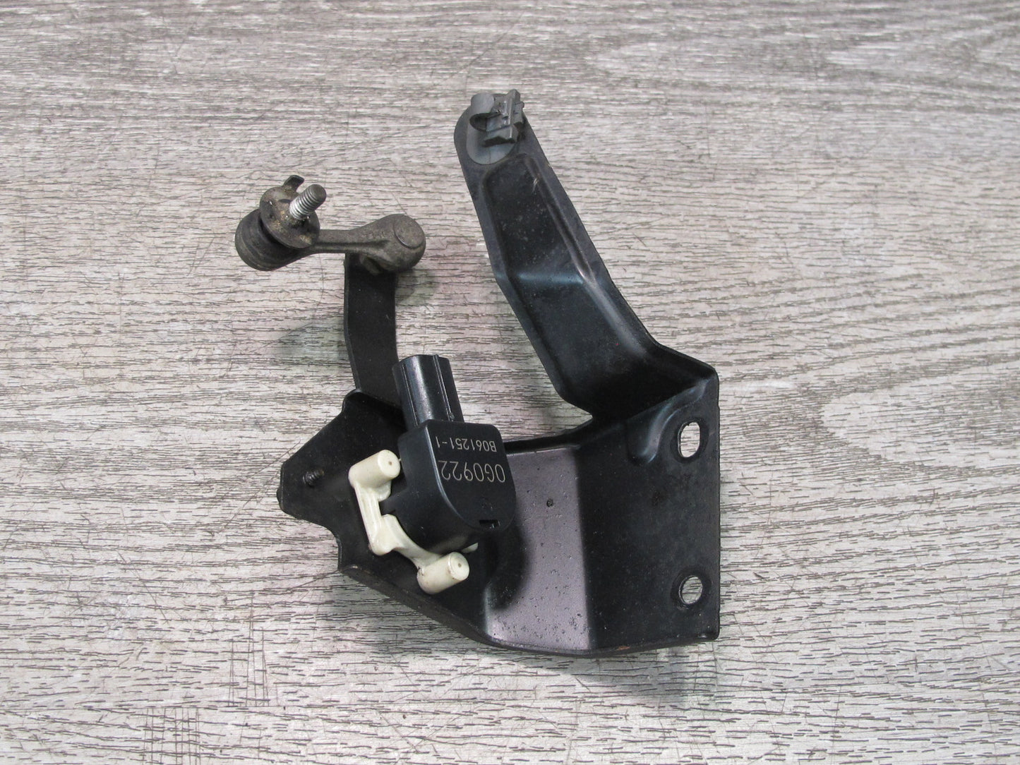 10-15 Lexus IS350 IS250 Convert Rear Left Suspension Height Level Sensor OEM