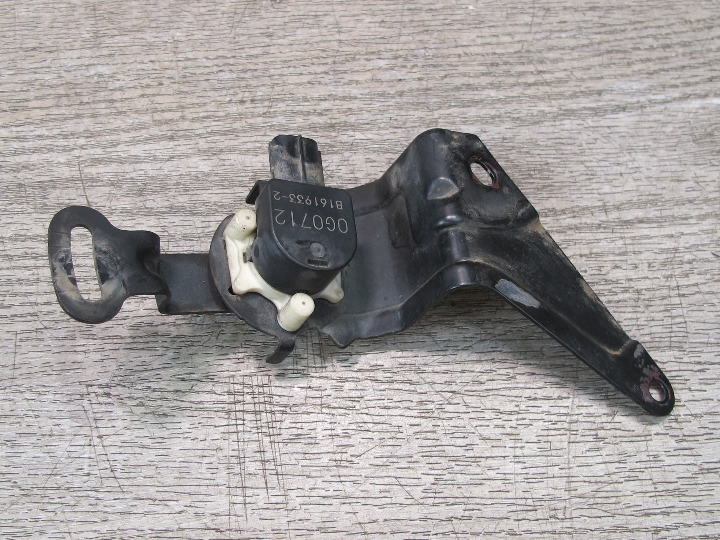 10-15 Lexus IS350 IS250 Front Left Suspension Height Level Sensor OEM