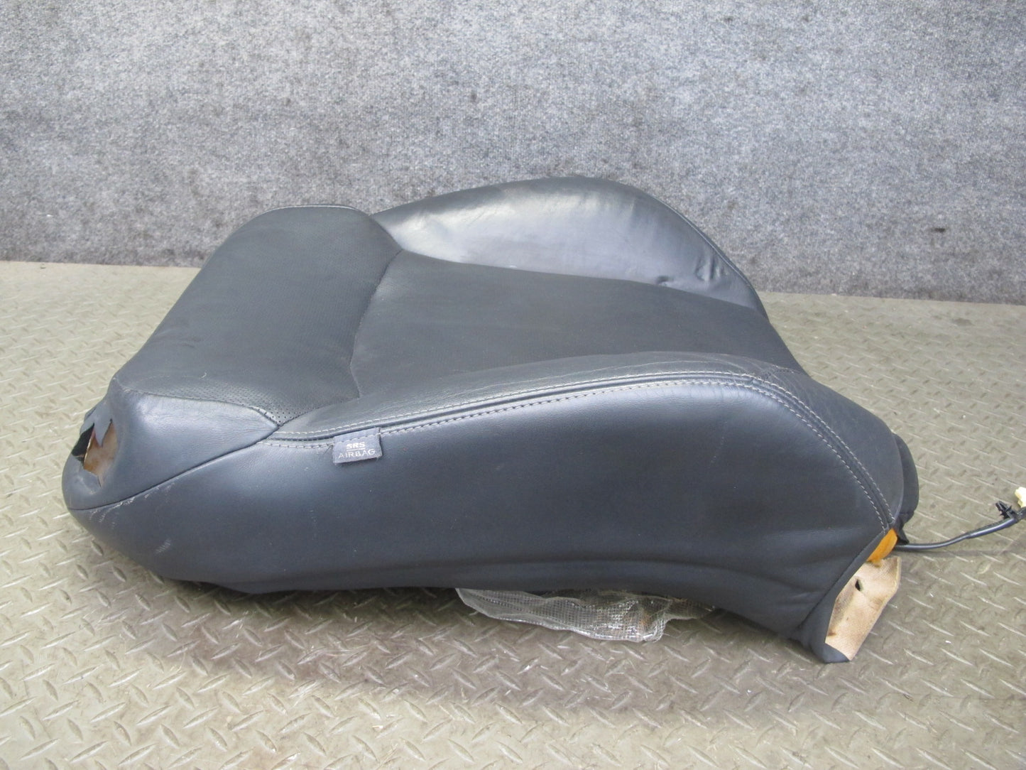 10-12 Lexus IS350 IS250 Convertible Front Right Seat Upper Leather Cushion OEM