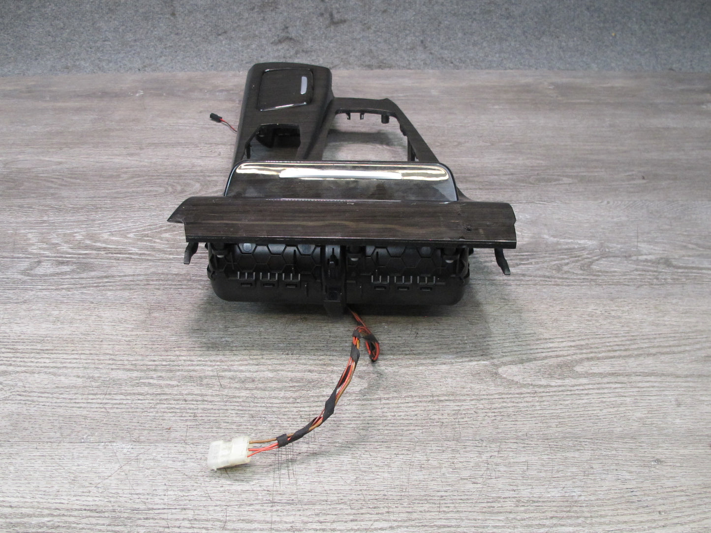 11-16 BMW F10 550i Front Center Console Wood Trim w CUP Holder & Ashtray OEM