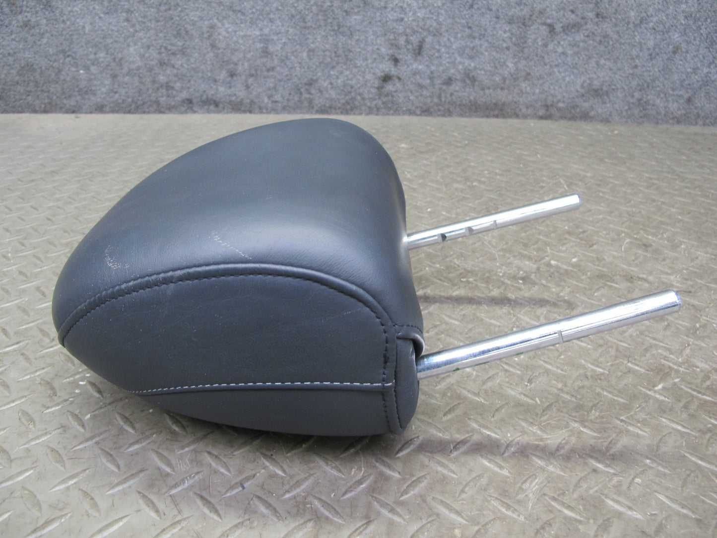 10-11 Lexus IS350 IS250 Convertible Front Left & Right Leather Headrest Set OEM
