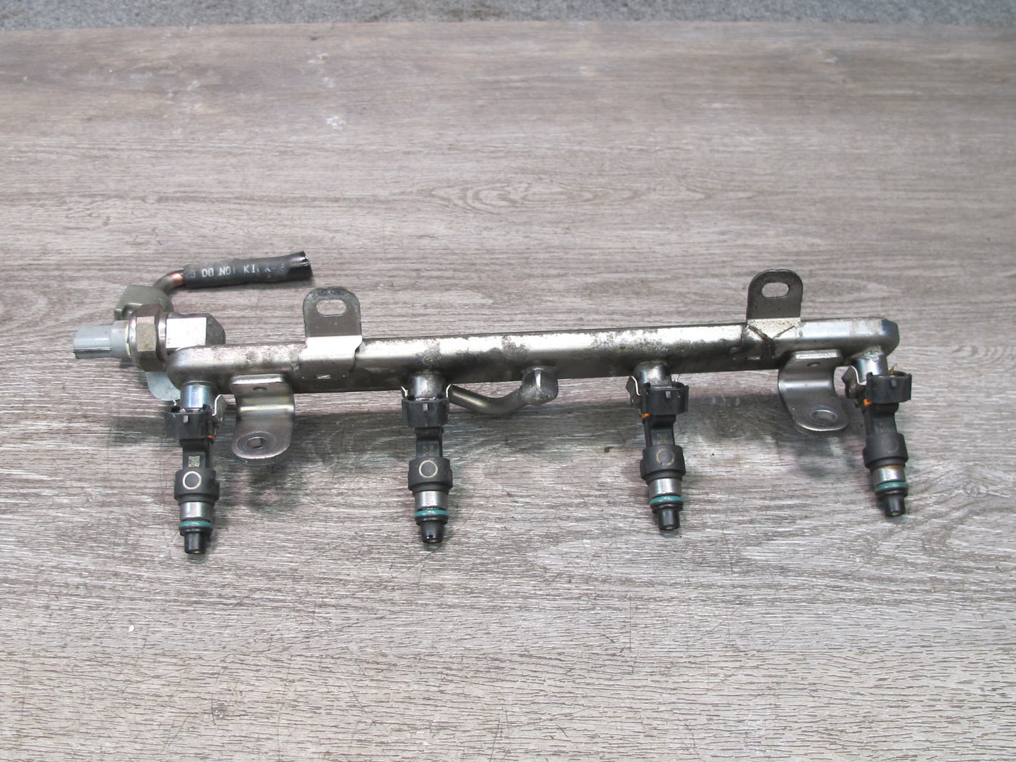 2014-2017 Infiniti QX60 2.5L Hybrid Fuel Rail Injector Set