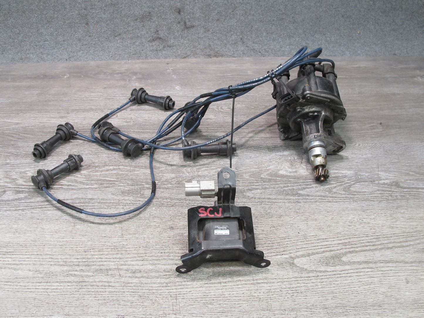 92-97 Lexus JZZ31L SC300 Enigne Ignition Distributor w Igniter & Coil Set OEM