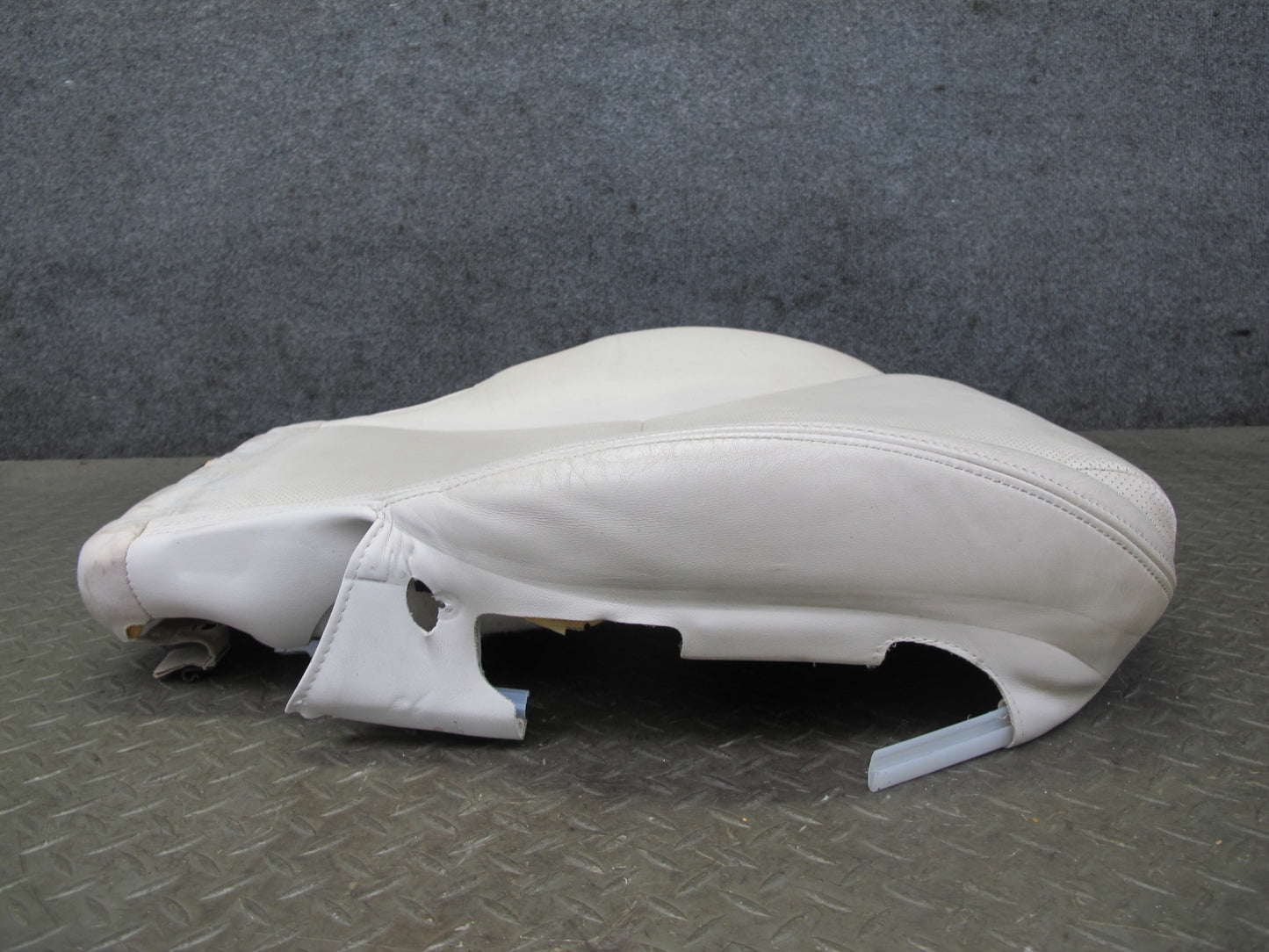 10-15 Lexus IS350 IS250 Convertible Front Right Seat Leather Lower Cushion OEM