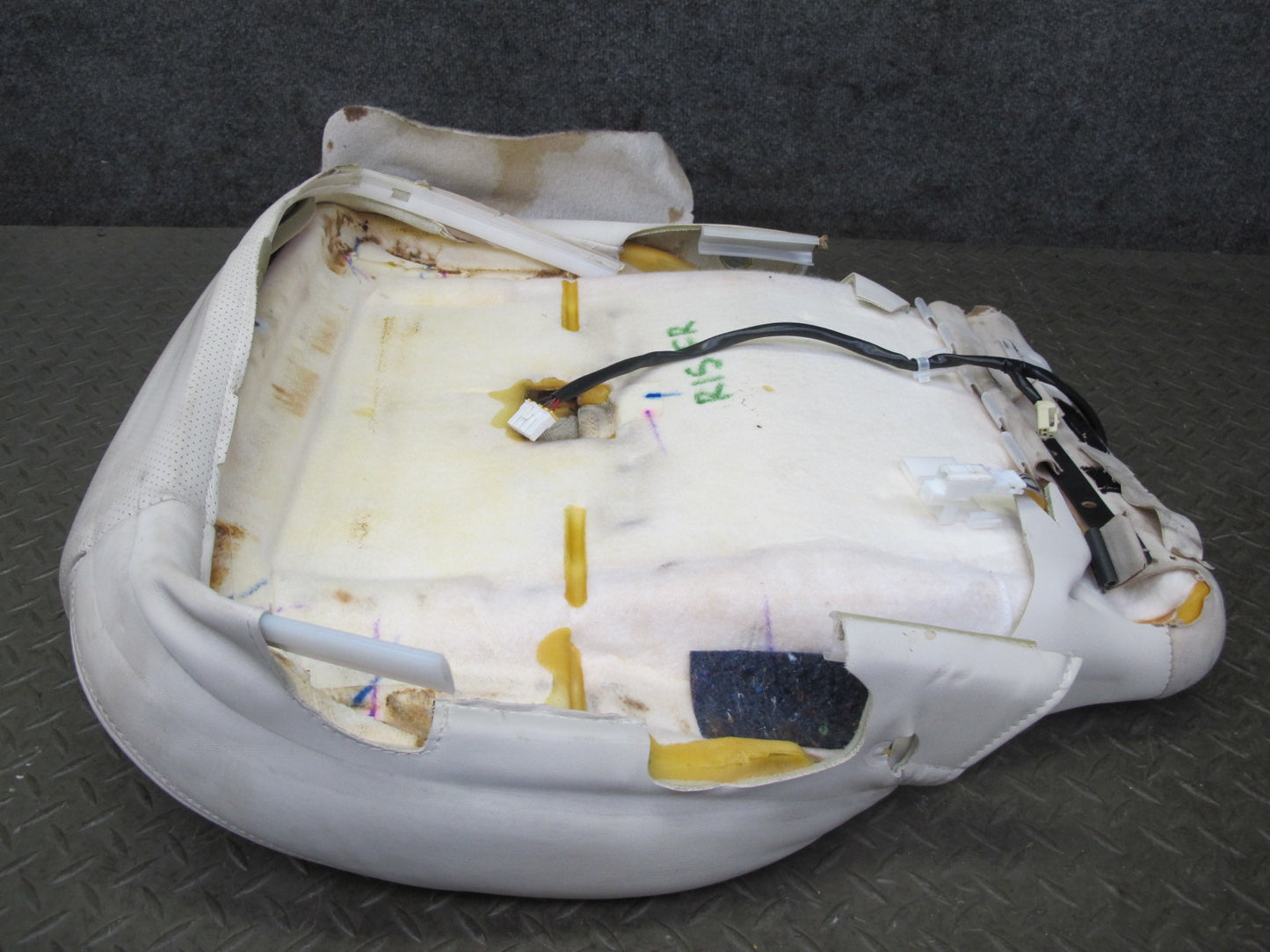 10-15 Lexus IS350 IS250 Convertible Front Right Seat Leather Lower Cushion OEM