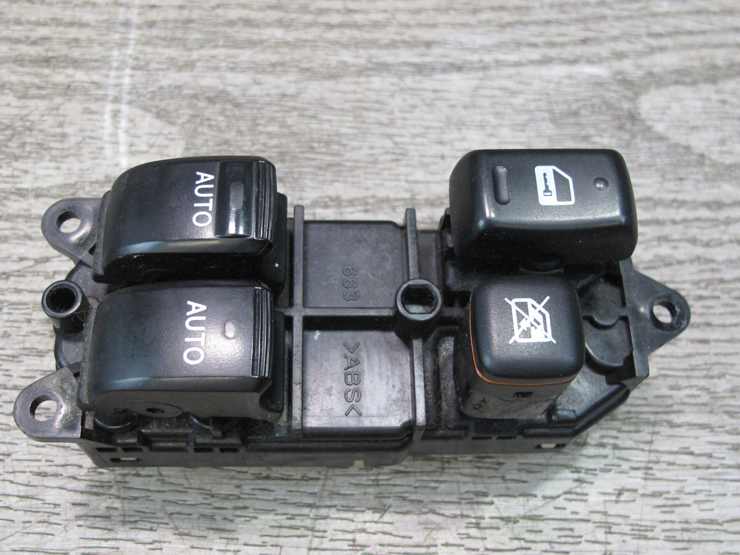 02-10 Lexus Z40 SC430 Left Driver Door Master Window Central Lock Switch OEM