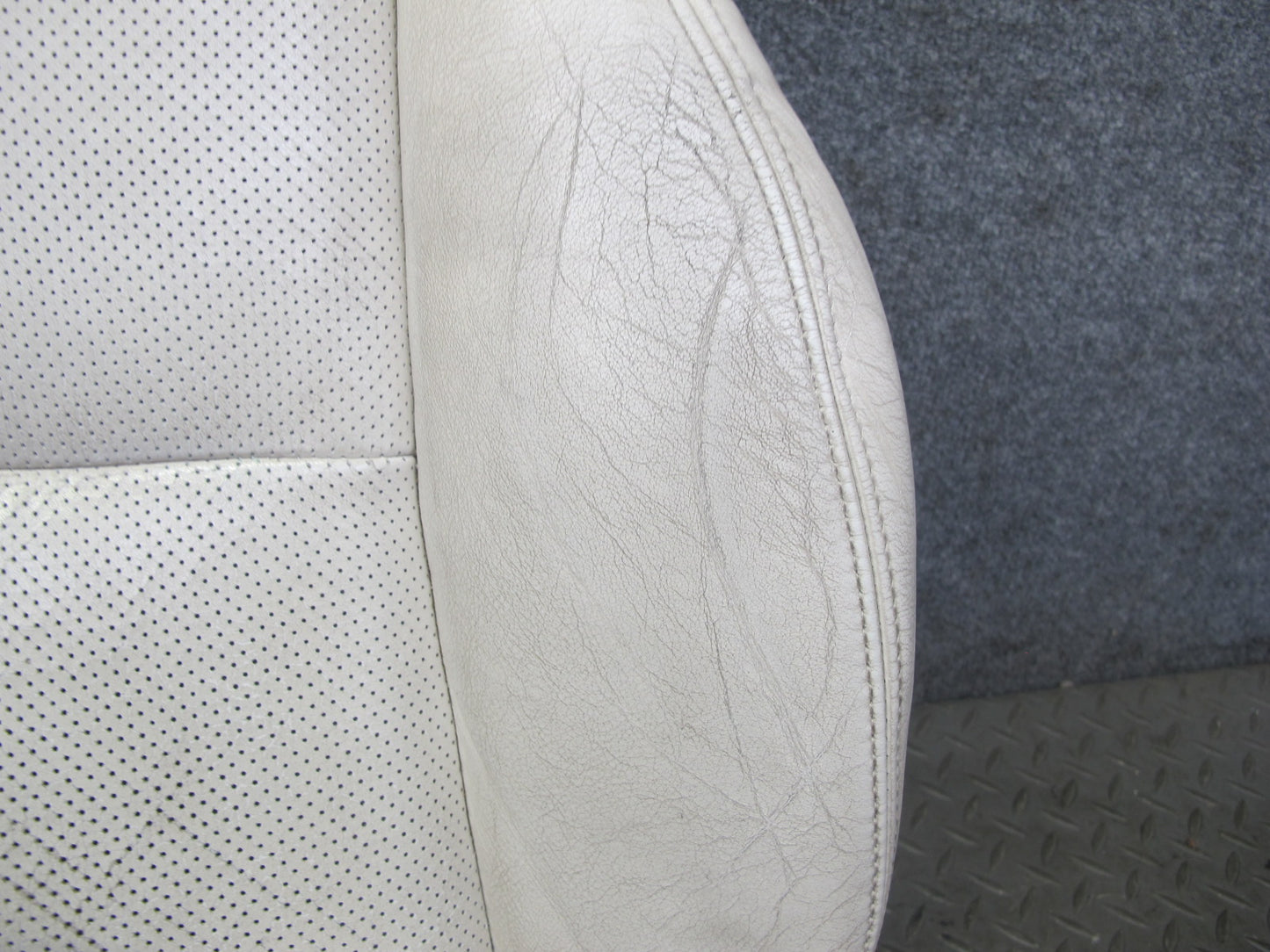 10-15 Lexus IS350 IS250 Convertible Front Left Seat Leather Lower Cushion OEM