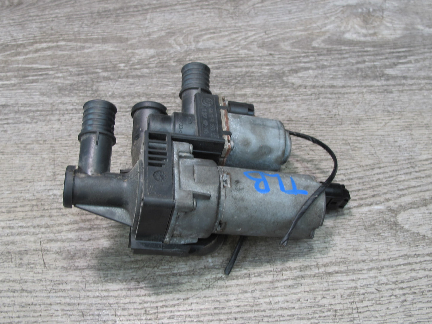 2001-2006 BMW E46 M3 3-SERIES Heater Control Valve W/ Auxiliary Water Pump