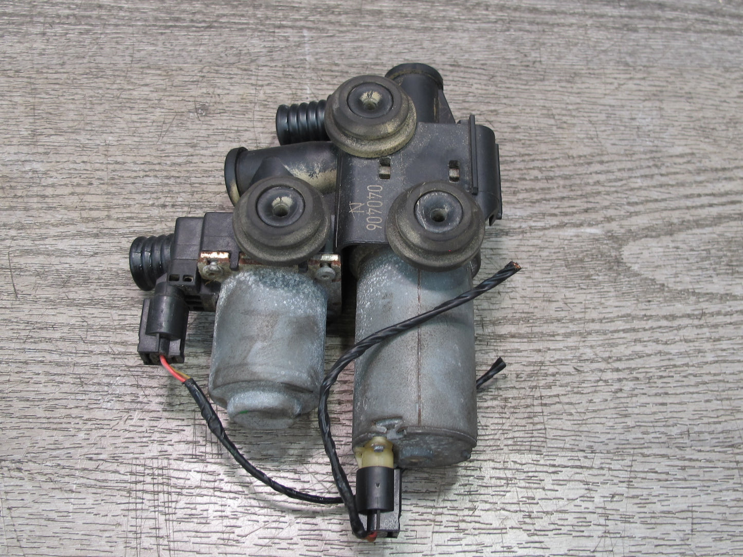 2001-2006 BMW E46 M3 3-SERIES Heater Control Valve W/ Auxiliary Water Pump