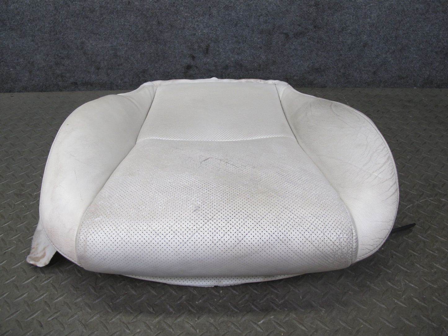10-15 Lexus IS350 IS250 Convertible Front Left Seat Leather Lower Cushion OEM