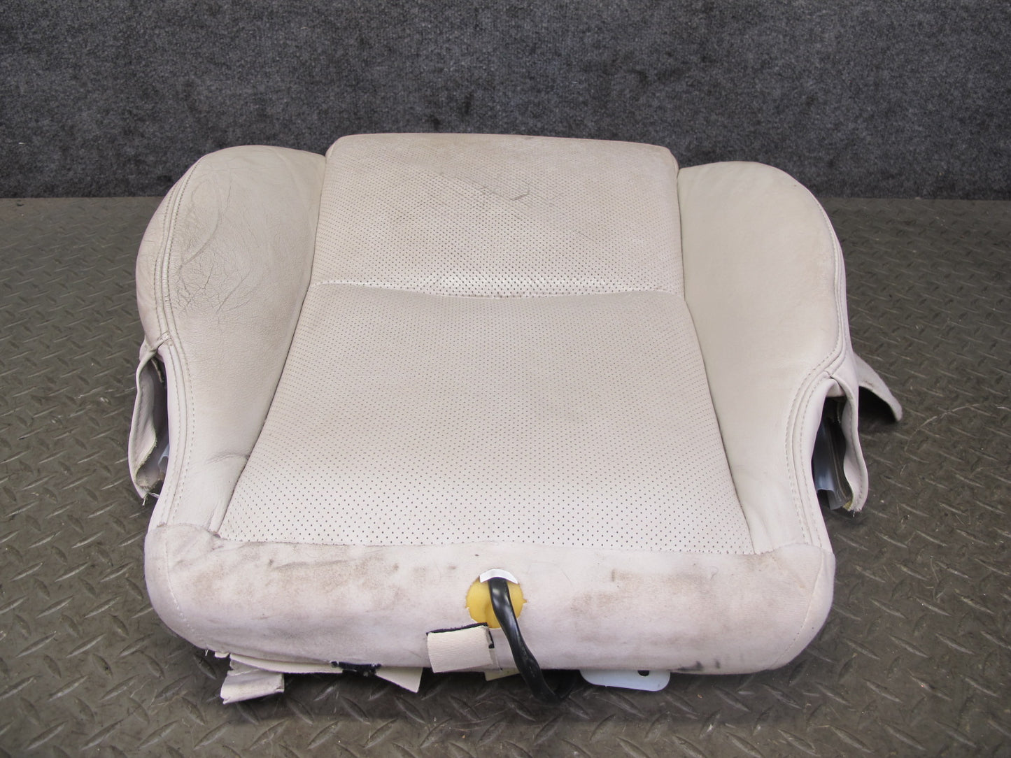 10-15 Lexus IS350 IS250 Convertible Front Left Seat Leather Lower Cushion OEM