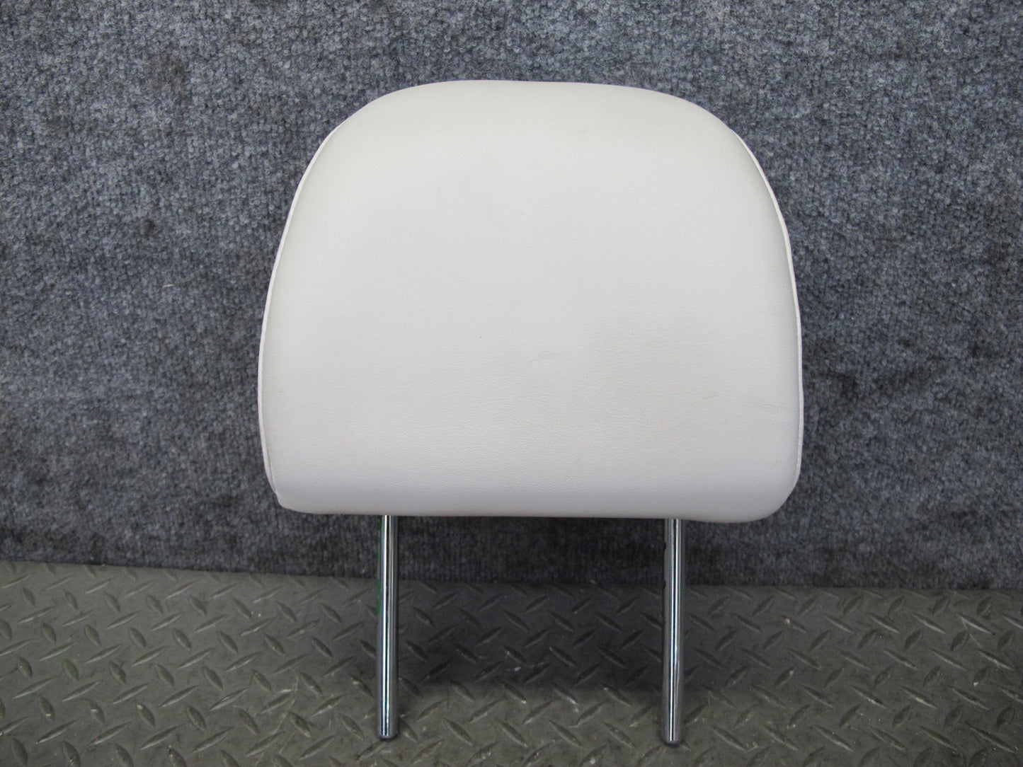 10-11 Lexus IS350 IS250 Convertible Front Left & Right Leather Headrest Set OEM