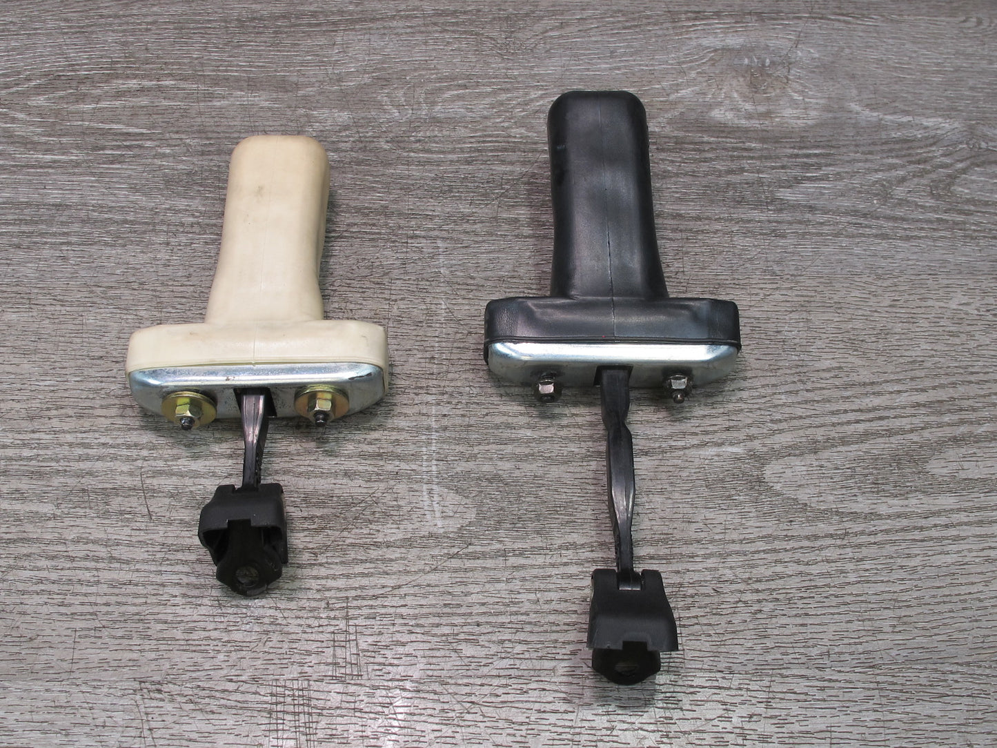 02-10 Lexus Z40 SC430 Set of 2 Right Passenger Door Check Stopper Strap OEM