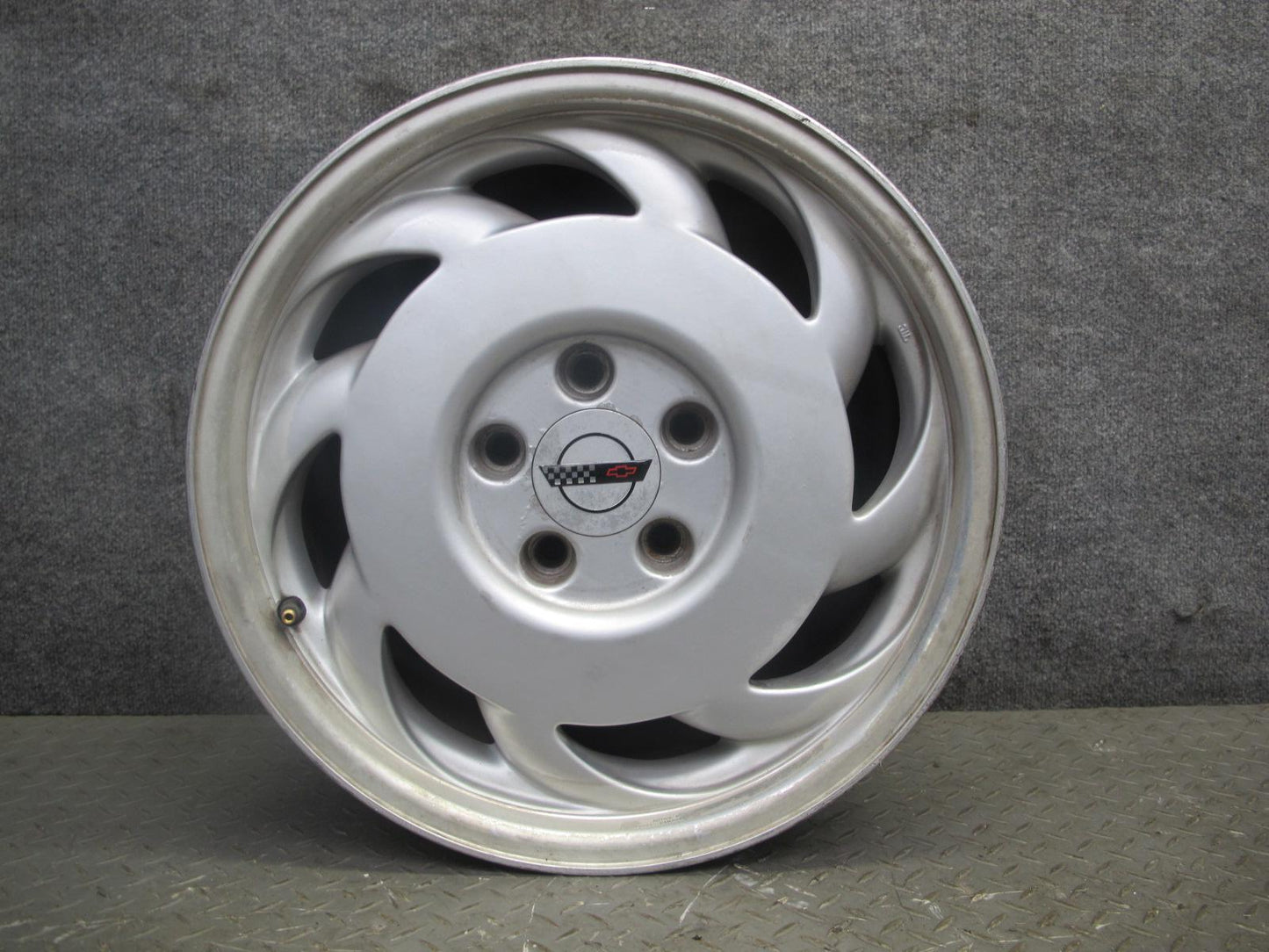 91-92 Chevrolet Corvette C4 Right 17" R17 Alloy Wheel Rim 17x9.5J ET56 OEM