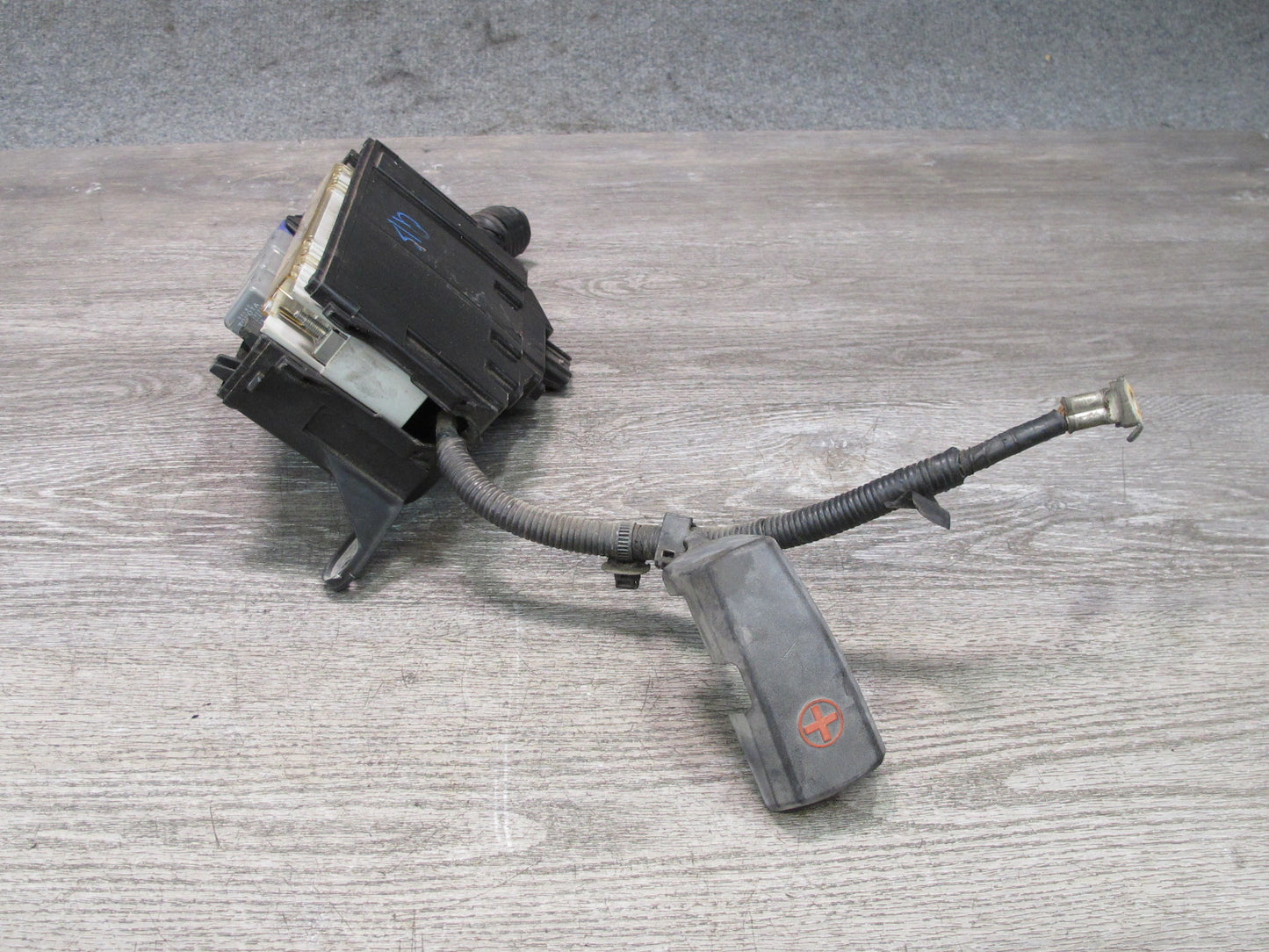10-15 Lexus IS250 Convertible Power Distribution Fuse Box w Battery Cable OEM
