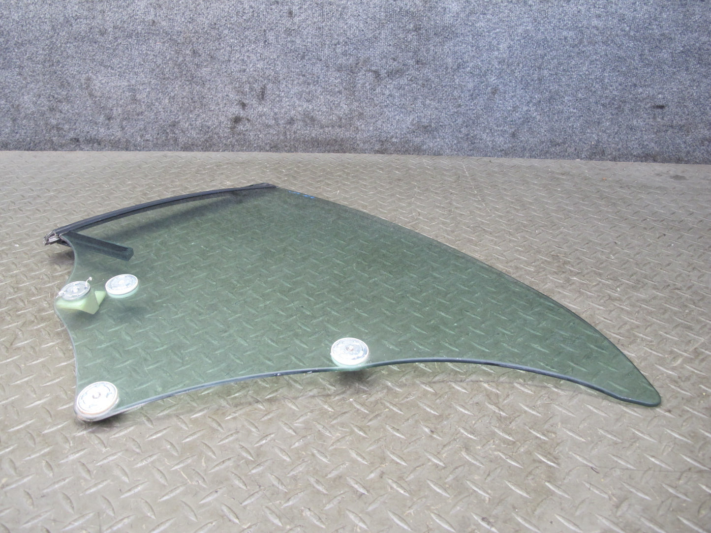 10-15 Lexus IS350 IS250 Convertible Rear Left Side Quarter Window Glass OEM