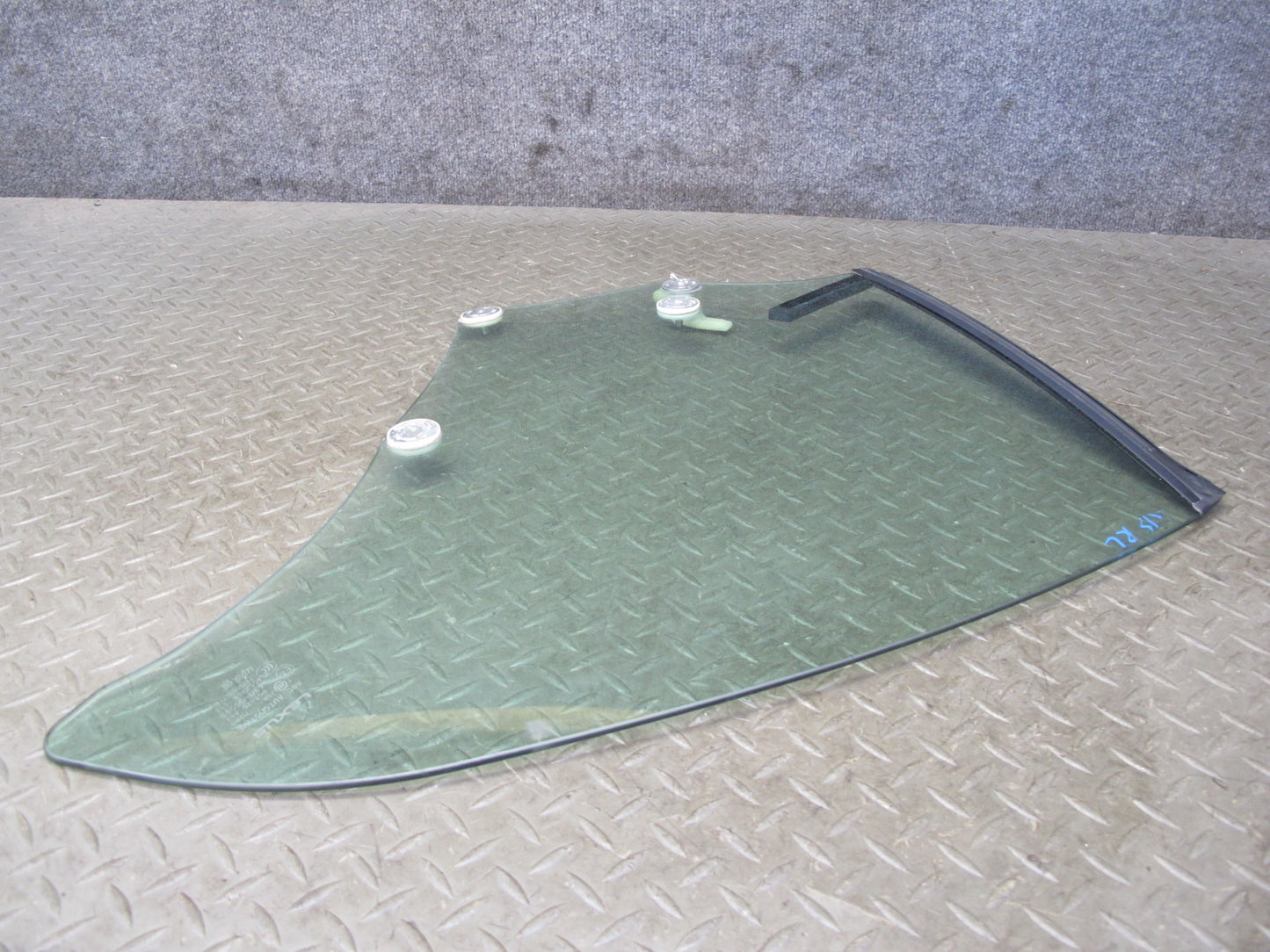 10-15 Lexus IS350 IS250 Convertible Rear Left Side Quarter Window Glass OEM