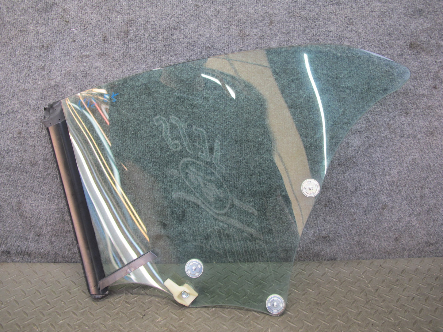 10-15 Lexus IS350 IS250 Convertible Rear Right Side Quarter Window Glass OEM