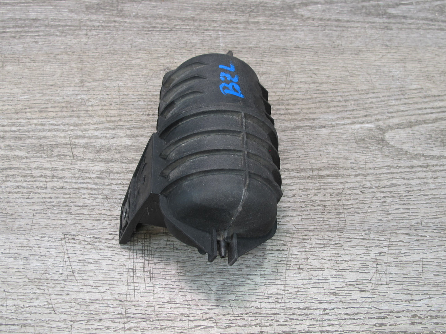09-16 BMW E89 Z4 Vacuum Tank Reservoir 7585529 OEM