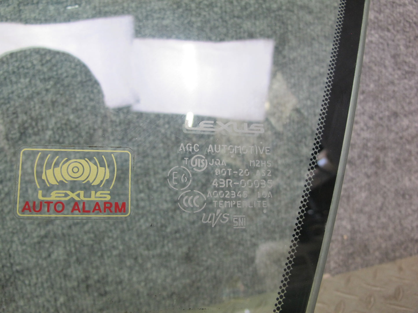 10-12 Lexus IS350 IS250 Convertible Front Left Driver Door Glass Window OEM