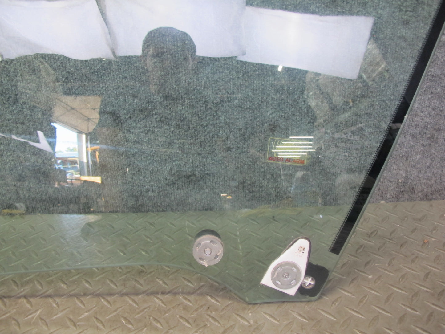 10-12 Lexus IS350 IS250 Convertible Front Left Driver Door Glass Window OEM