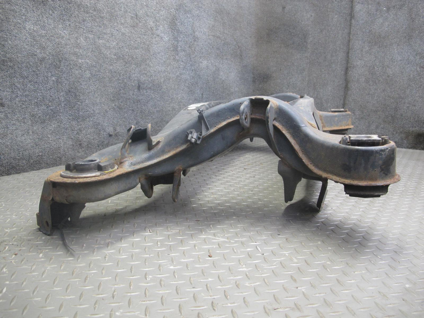 05-11 Mercedes R171 SLK350 Rear Suspension Subframe Crossmember Carrier OEM