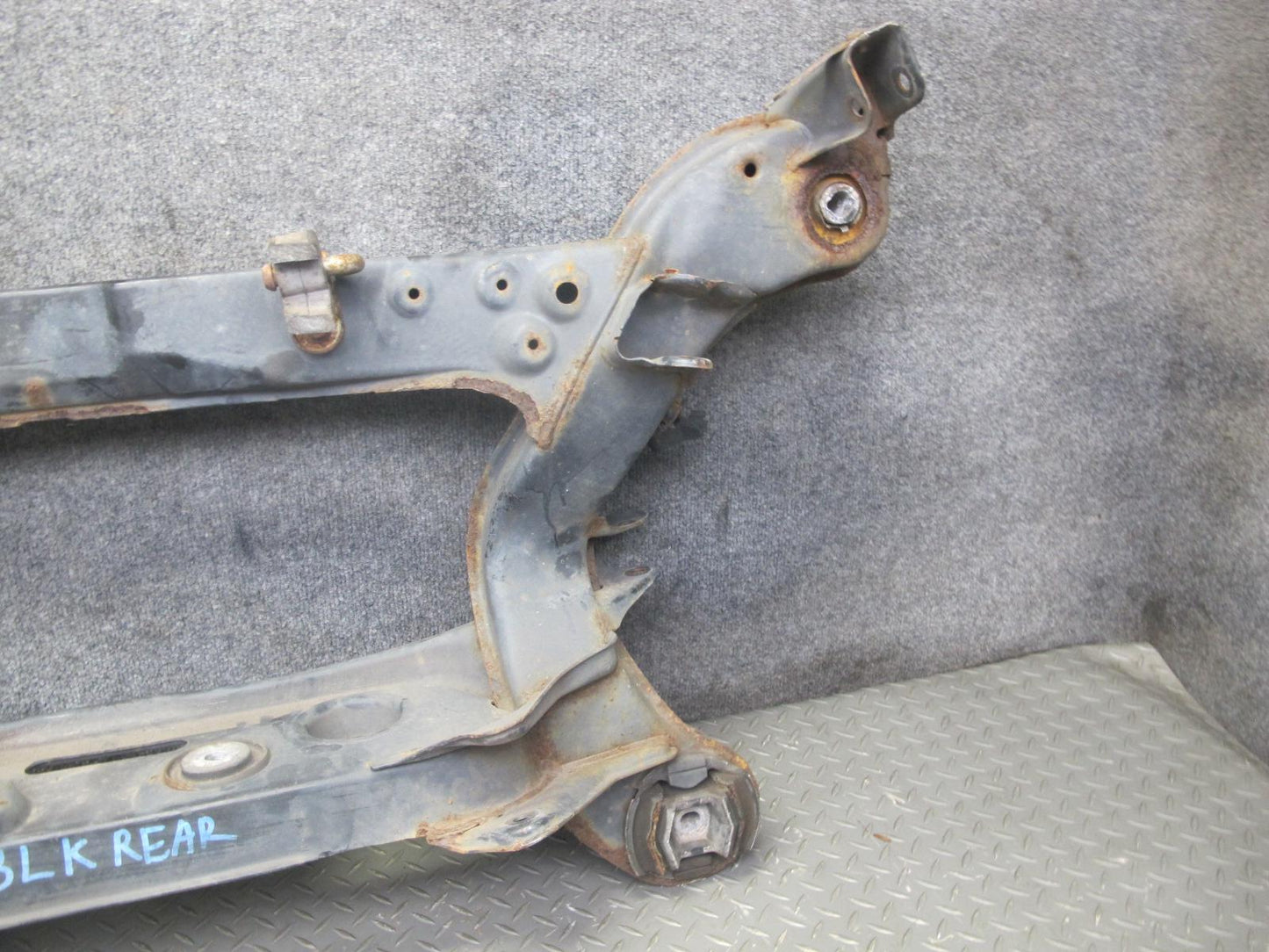 05-11 Mercedes R171 SLK350 Rear Suspension Subframe Crossmember Carrier OEM