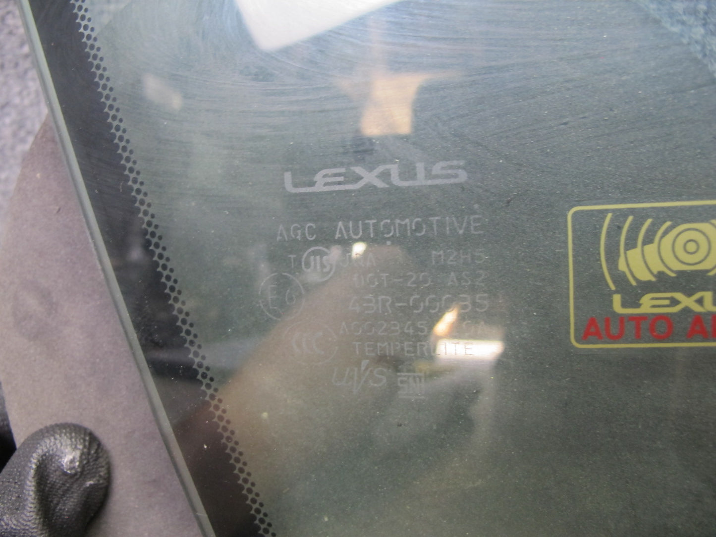 10-12 Lexus IS350 IS250 Convertible Front Right Passenger Door Window Glass OEM
