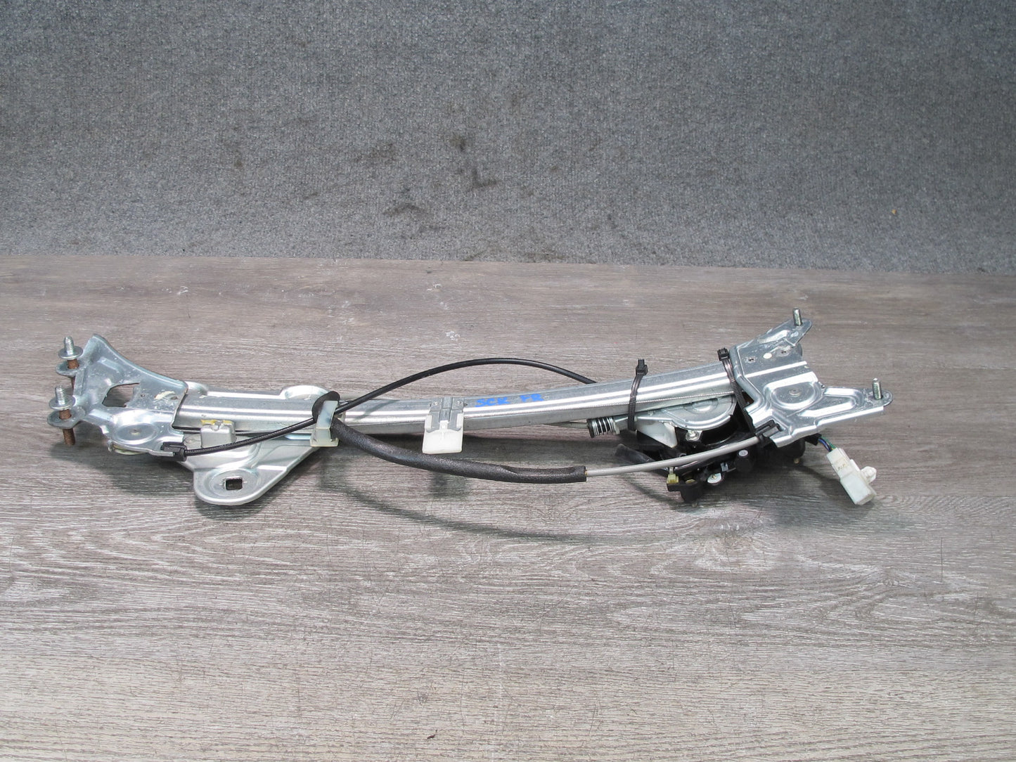 02-10 Lexus Z40 SC430 Front Right Passenger Door Window Regulator w Motor OEM