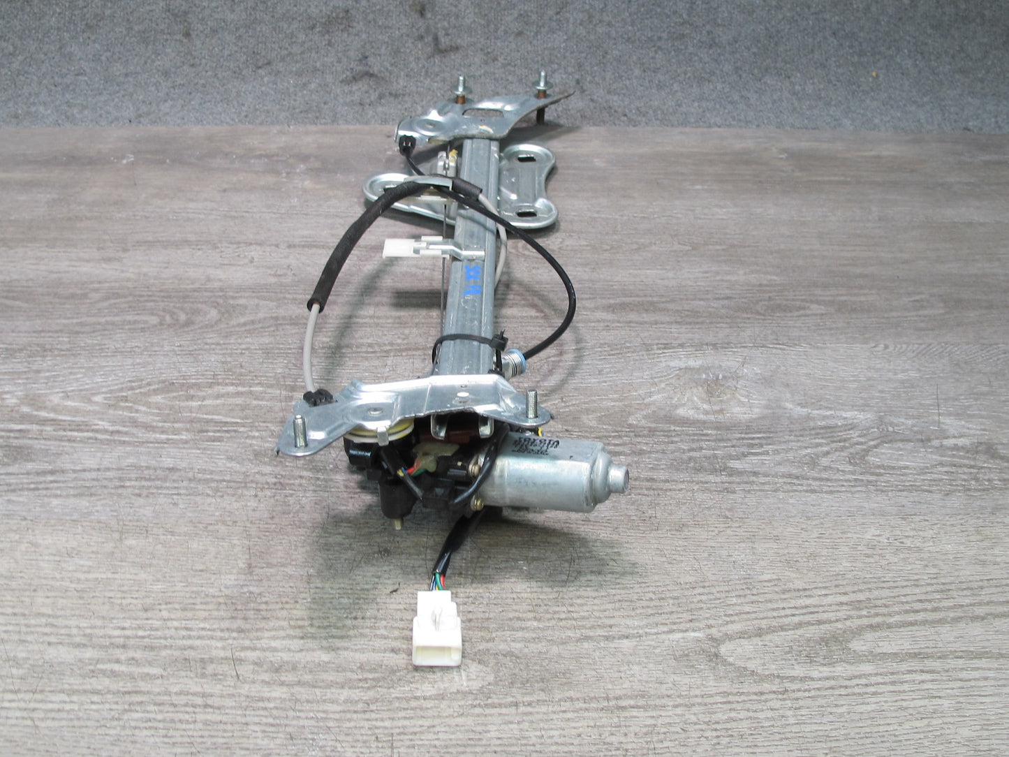 02-10 Lexus Z40 SC430 Front Right Passenger Door Window Regulator w Motor OEM