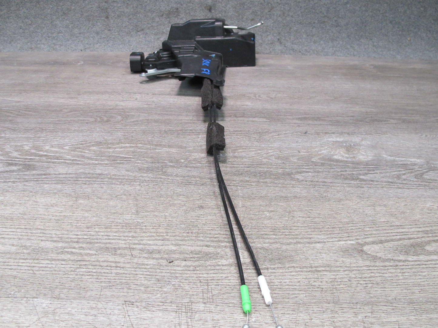02-10 Lexus Z40 SC430 Right Passenger Door Lock Latch Actuator OEM