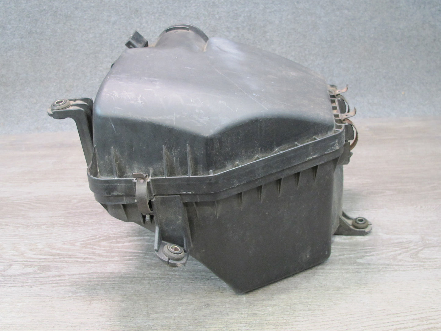 02-10 Lexus Z40 SC430 3UZFE Air Intake Cleaner Filter Box w MAF Sensor OEM