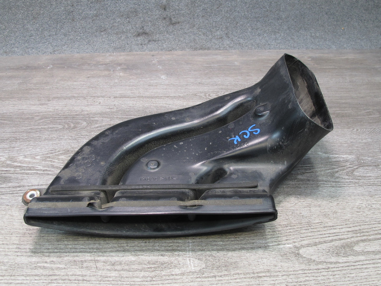 02-10 Lexus Z40 SC430 3UZFE Air Inlet Intake Scoop Duct Tube Pipe OEM