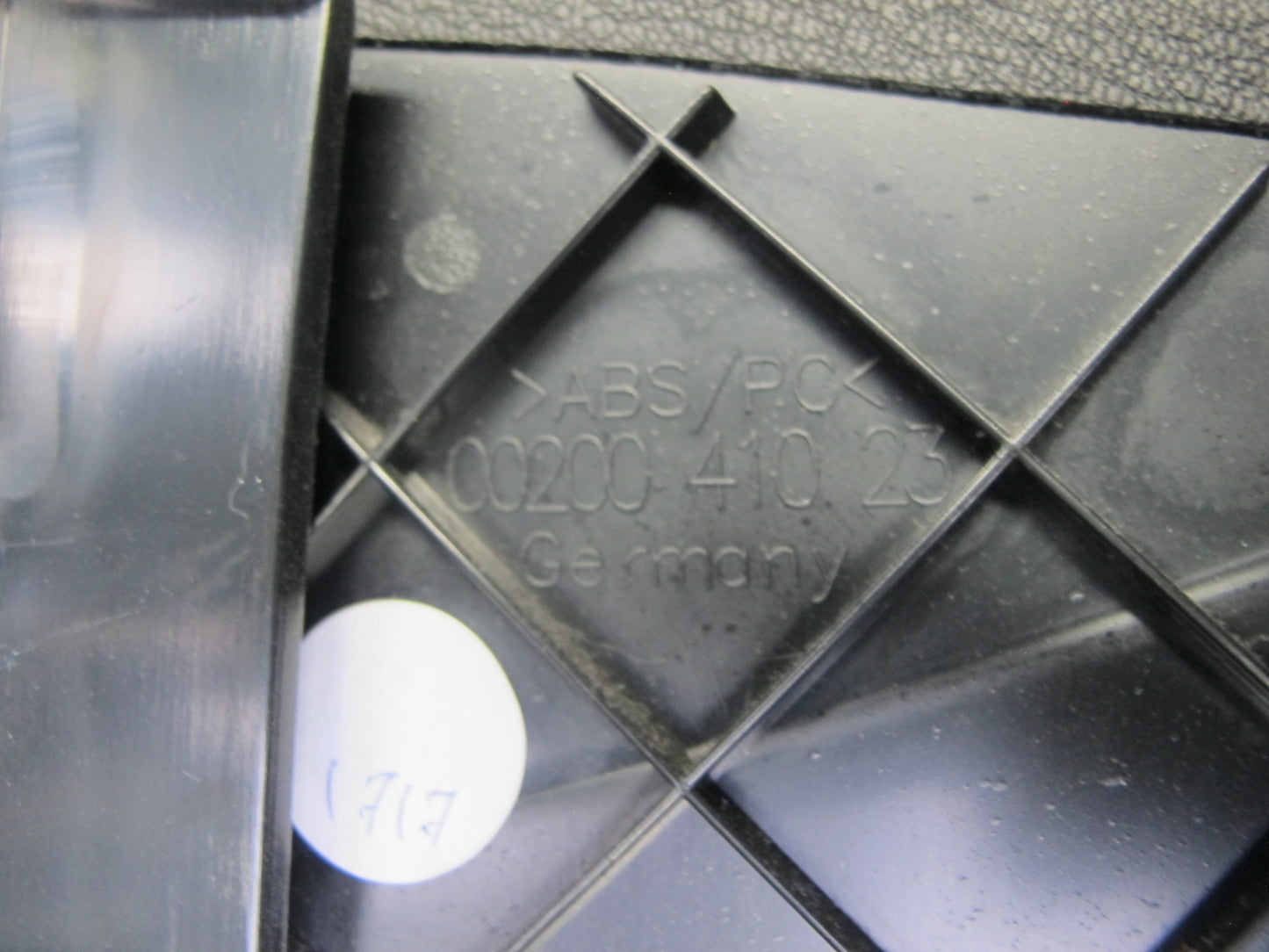 09-16 BMW E89 Z4 Center Console Trim Cover Panel Black OEM