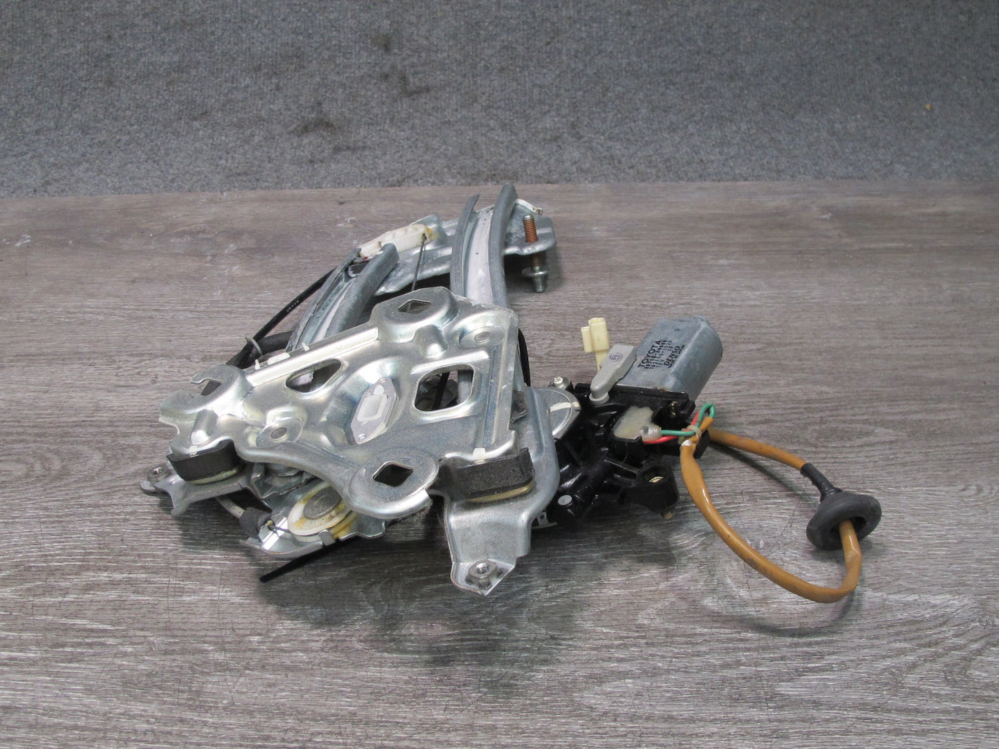 02-10 Lexus Z40 SC430 Rear Left Quarter Window Regulator w Motor OEM
