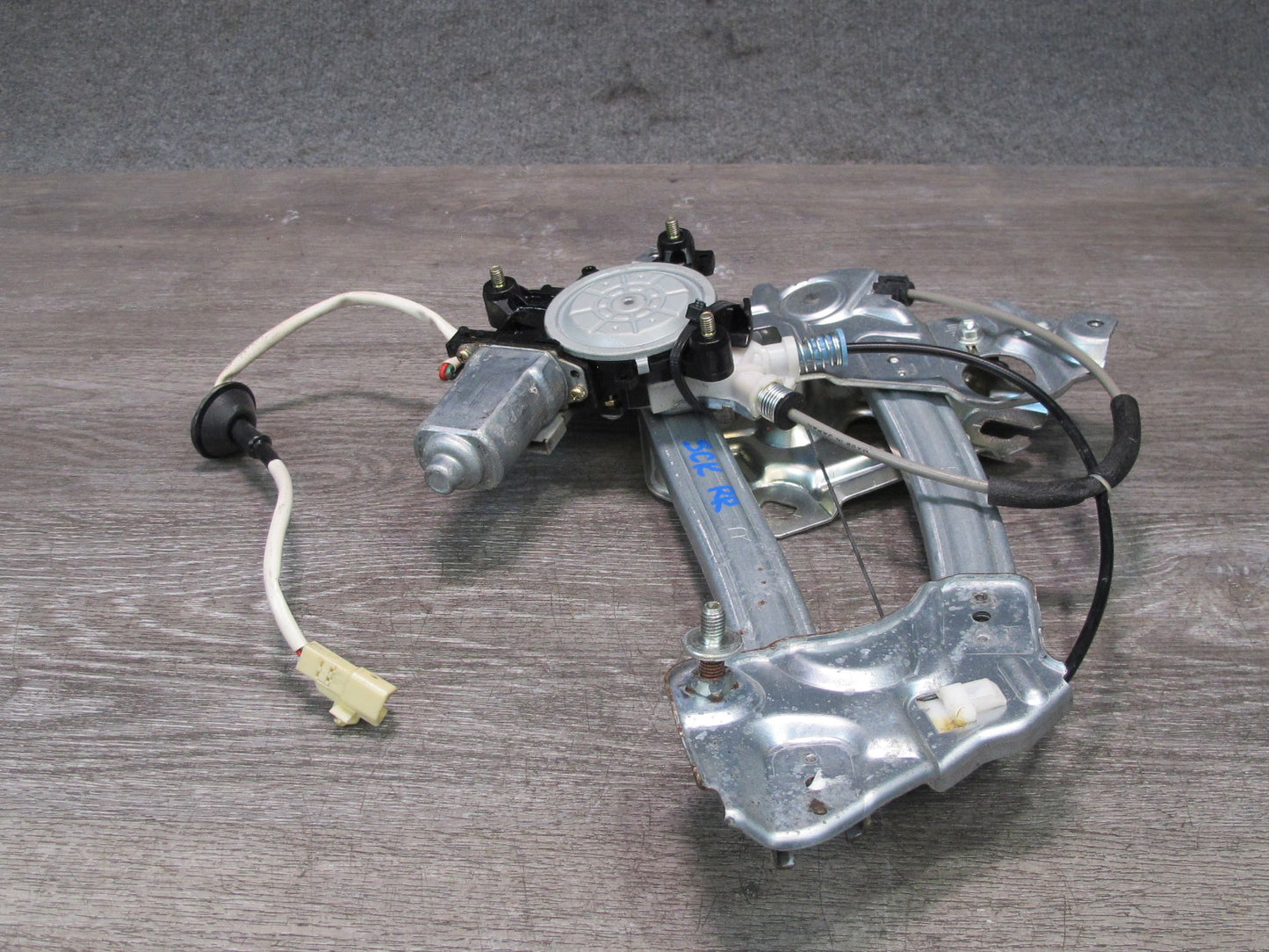 02-10 Lexus Z40 SC430 Rear Right Quarter Window Regulator w Motor OEM