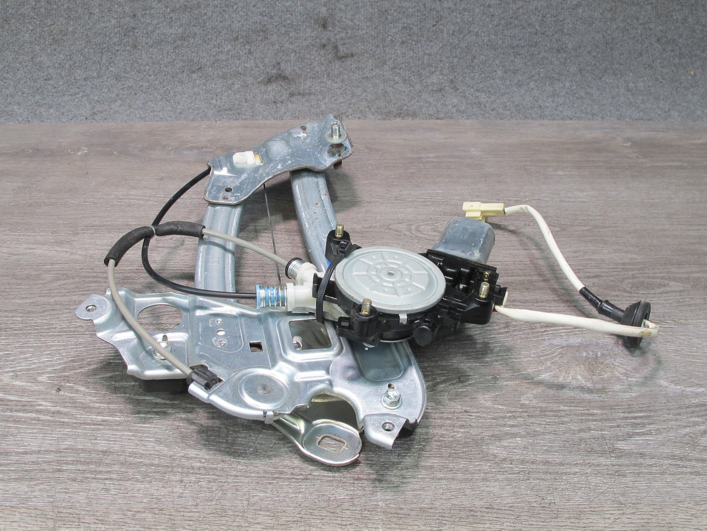 02-10 Lexus Z40 SC430 Rear Right Quarter Window Regulator w Motor OEM